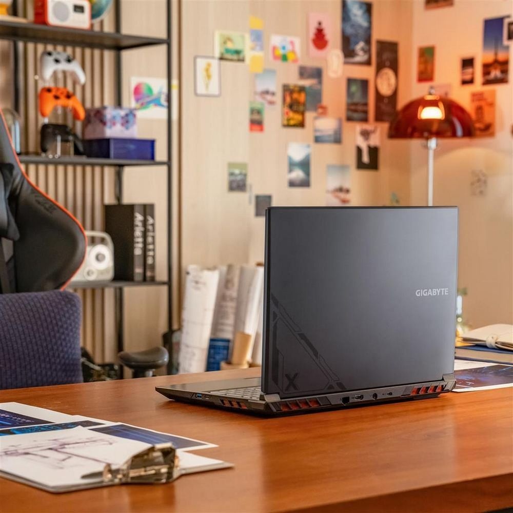 Ноутбук Gigabyte G6X Core i7 13650HX 16Gb SSD1Tb NVIDIA GeForce RTX4050 6Gb 16" IPS FHD+ (1920x1200)