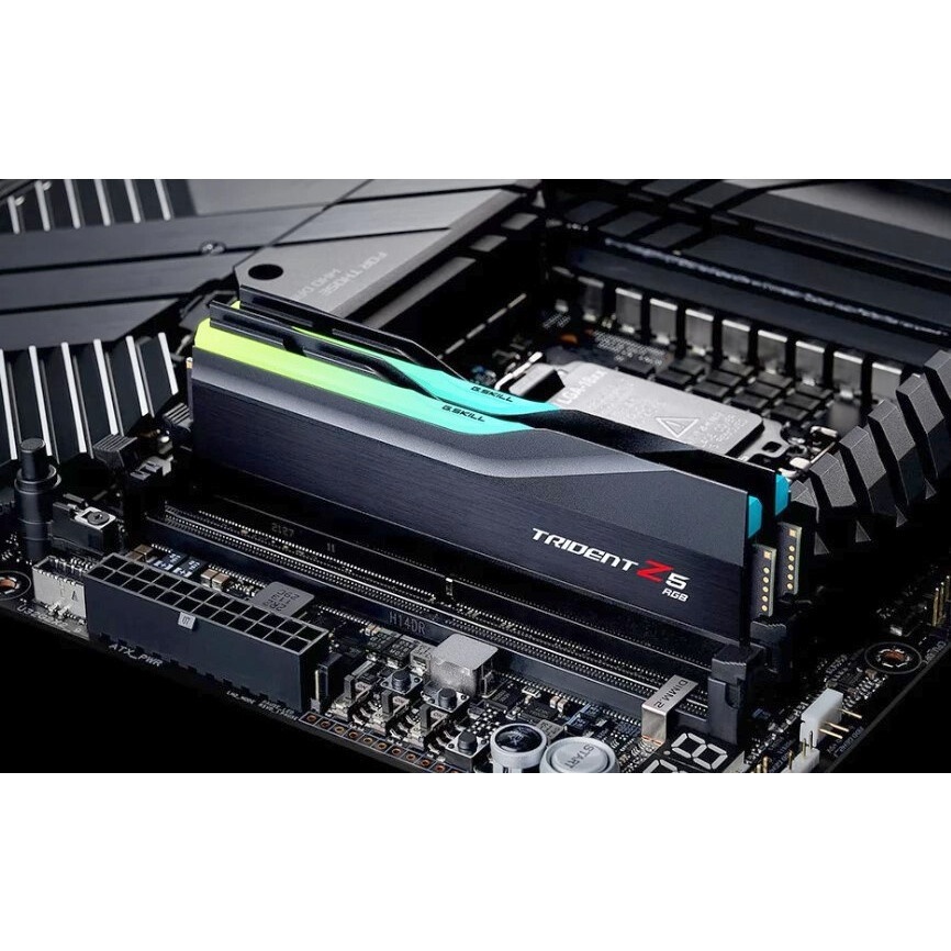 Оперативная память Crucial Pro, DDR5, 96GB (2x48 GB), 5600 MHz, CL46, радиатор, чёрный
