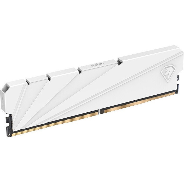 Оперативная память AMD Radeon R9, DDR4, 16GB (1x16GB), 3200MHz, CL16, с радиатором, черный