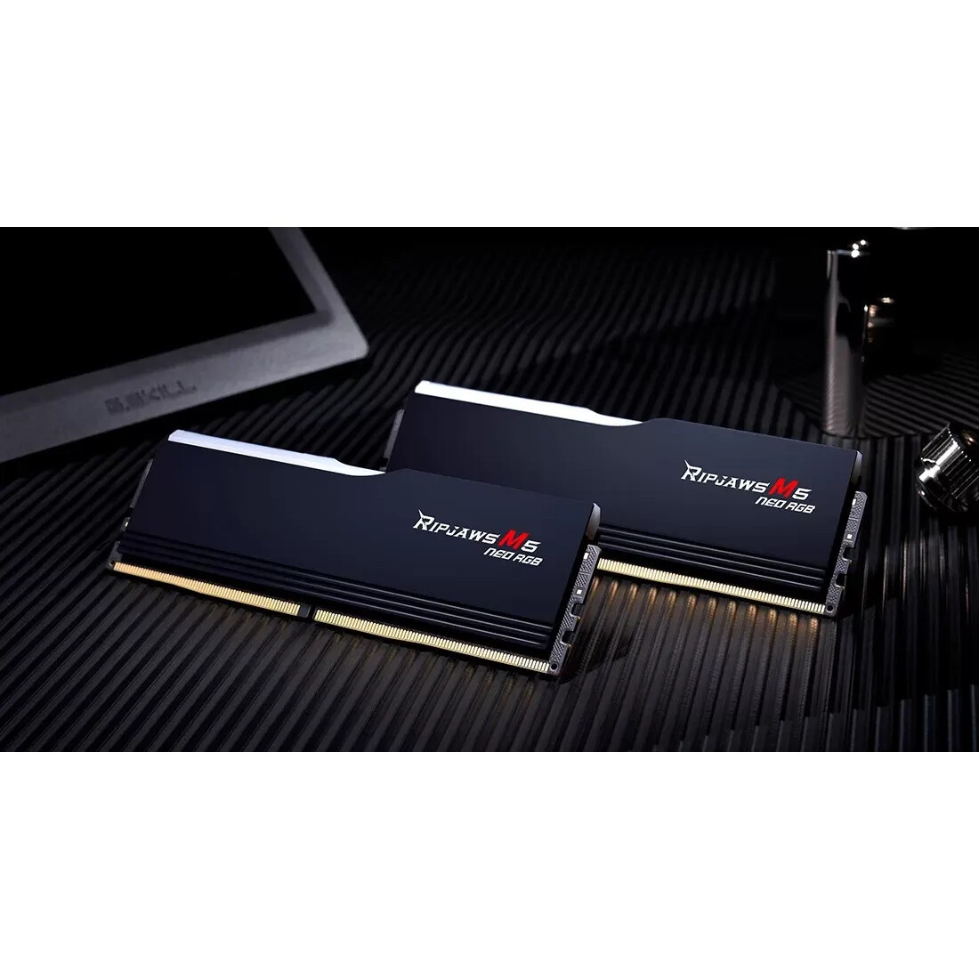 Модуль памяти G.SKILL RIPJAWS M5 NEO RGB 64GB 6000МГц DDR5 CL36 DIMM (Kit of 2x32GB) 1.35V XMP 3.0/E