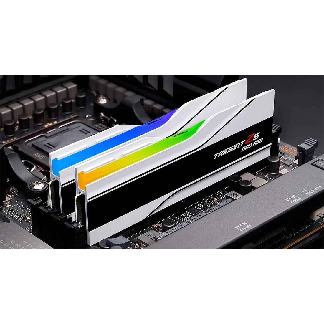 Модуль памяти G.SKILL TRIDENT Z5 NEO RGB 32GB 6000МГц DDR5 CL30 DIMM (Kit of 2x16GB) 1.35V EXPO, Whi