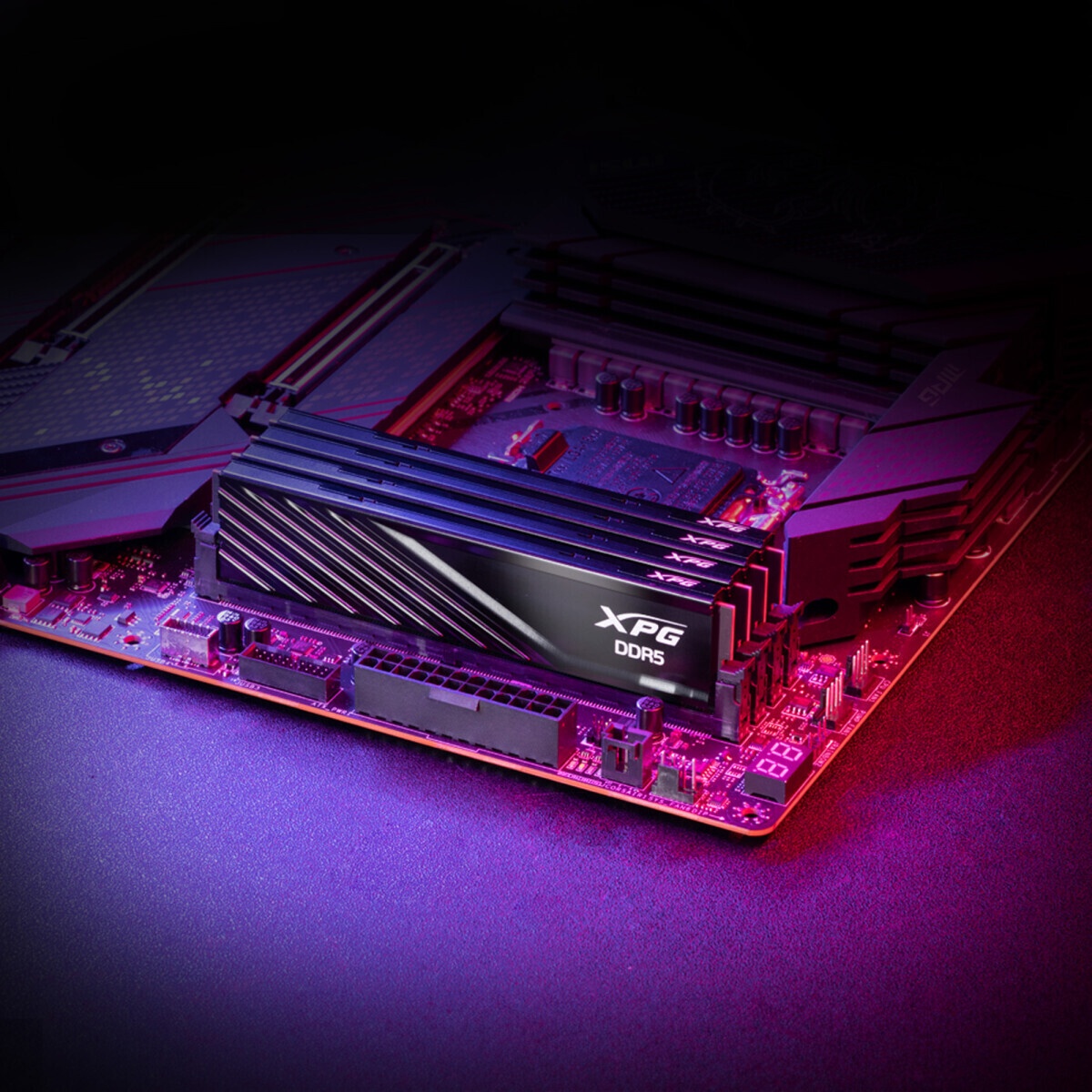 Оперативная память ADATA 32GB DDR5 6000 UDIMM LANCER BLADE AX5U6000C4816G-DTLABBK Non-ECC, CL48-48-4