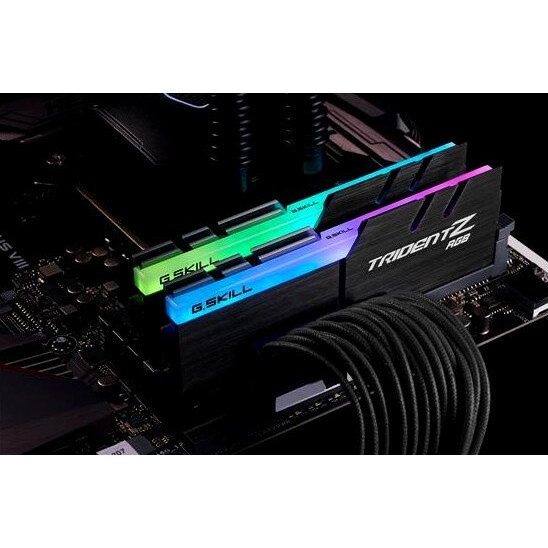 Модуль памяти CORSAIR 16GB 3600МГц DDR4 CL18 DIMM (Kit of 2x8GB) XMP 2.0, Vengeance RGB PRO SL White