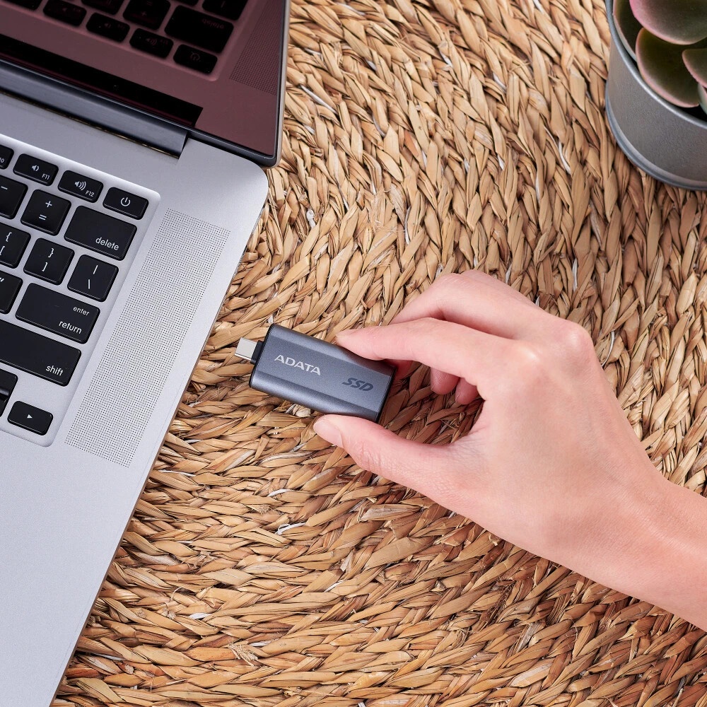 Твердотельный диск A-DATA External SC750 серый SC750-2000G-CCBK 2TB USB 3.2 Gen 2 Type-C, [R/W -1050