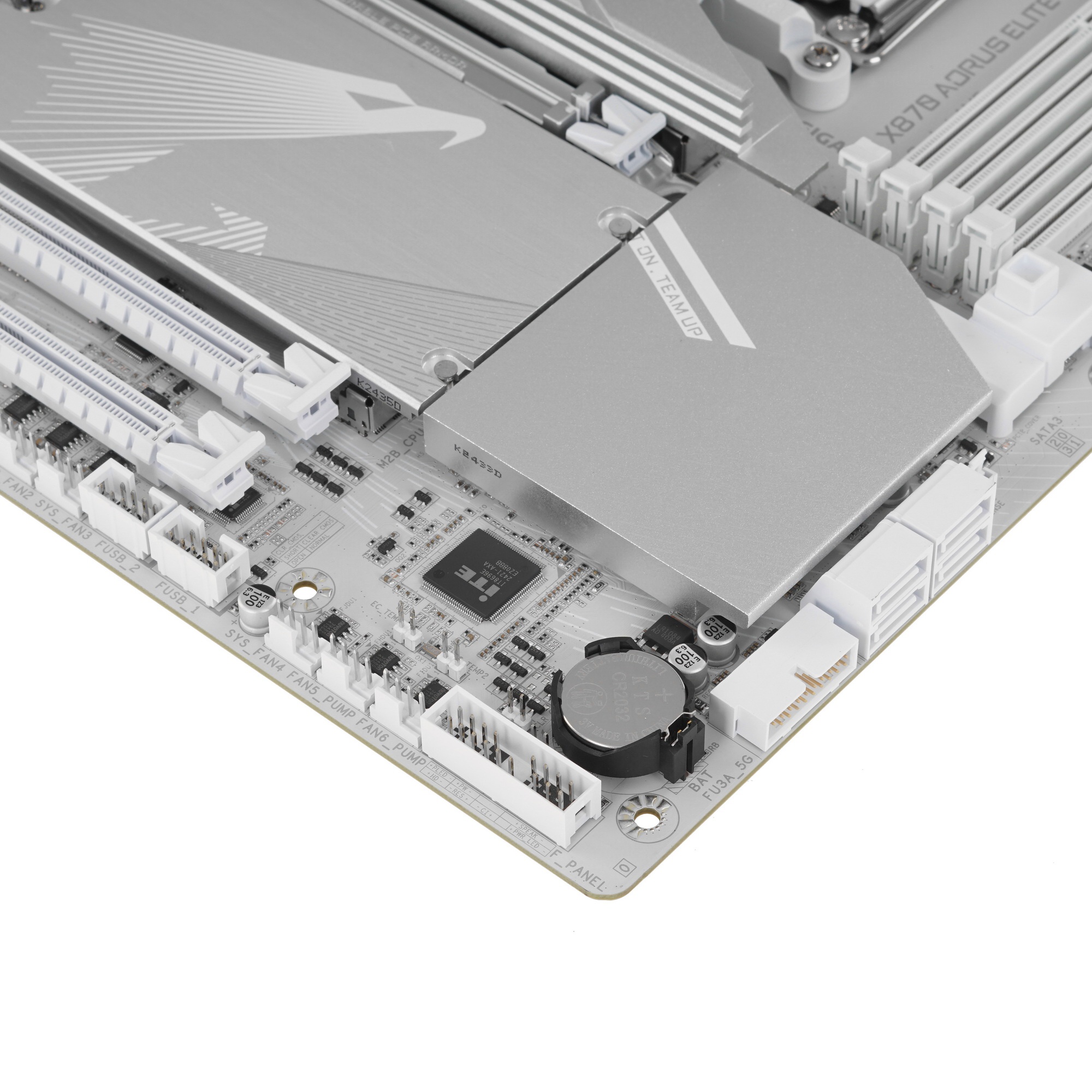 Материнская плата Gigabyte X870 AORUS ELITE WIFI7 ICE, AM5, AMD X870, 4xDDR5, 4xSATA, 4xM.2, 1xPCI-E