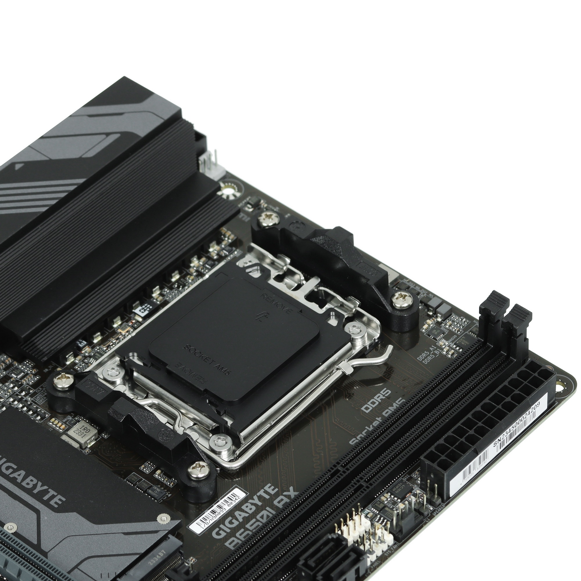Материнская плата Gigabyte B650I AX
