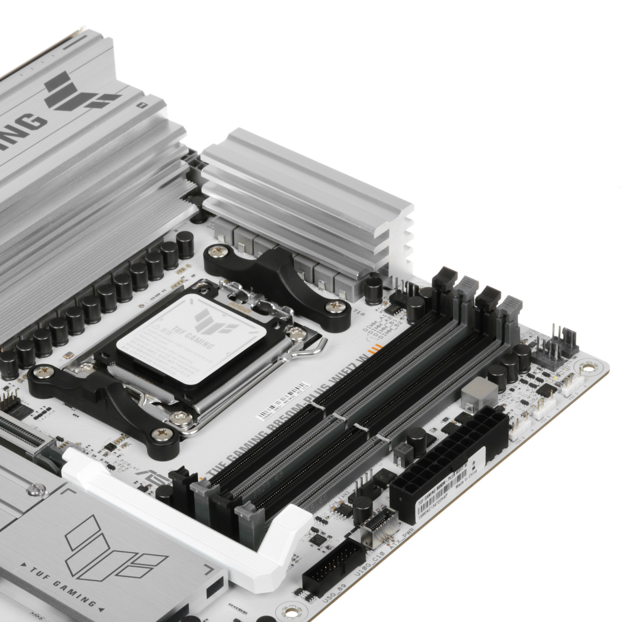 Материнская плата Asus TUF GAMING B850M-PLUS WIFI7 W SocketAM5 AMD B850 4xDDR5 mATX AC`97 8ch(7.1) 2