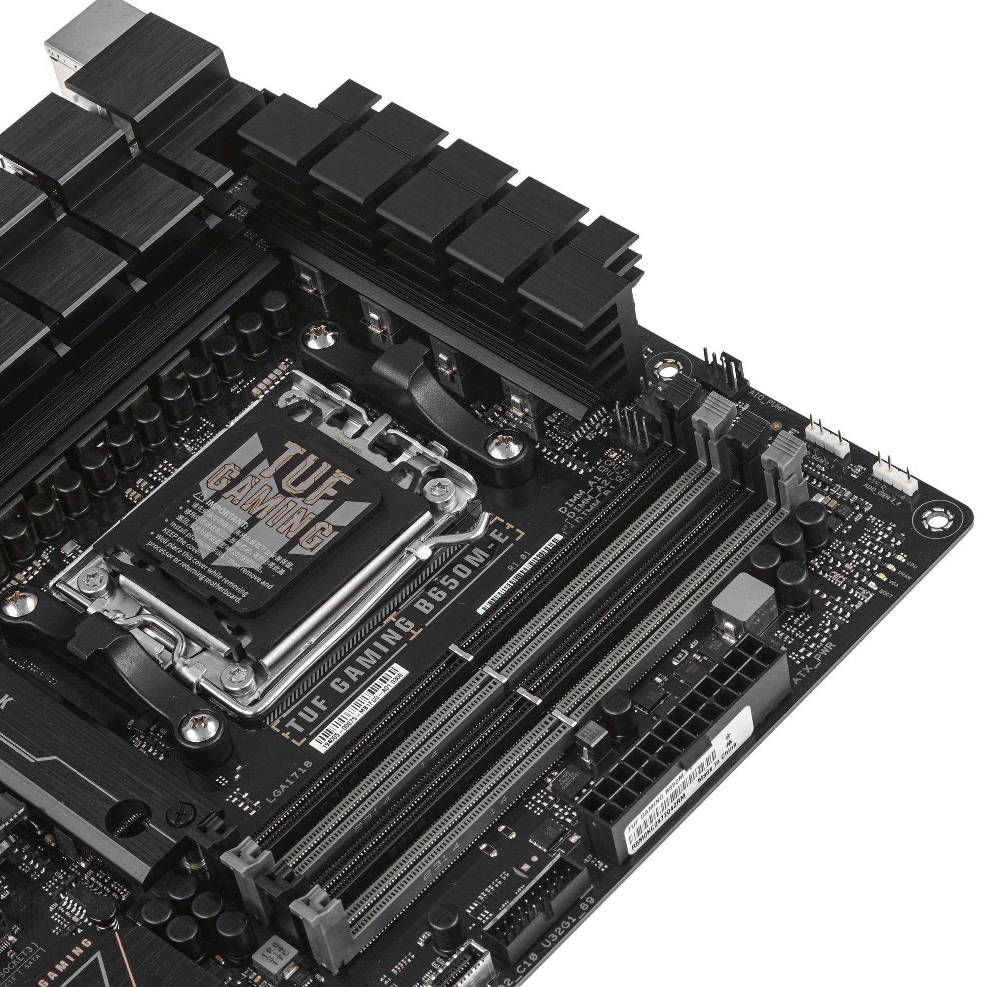 Материнская плата ASUS TUF GAMING B650M-E, AM5, AMD B650, 4xDDR5, 4xSATA, 2xM.2, 1xPCIe 4.0 x16, 2xP