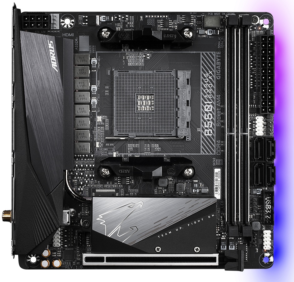 Материнская плата Gigabyte B550I AORUS PRO AX, AM4, AMD B550, 2xDDR4, 4xSATA, 2xM.2, 1xPCIe 4.0 x16,