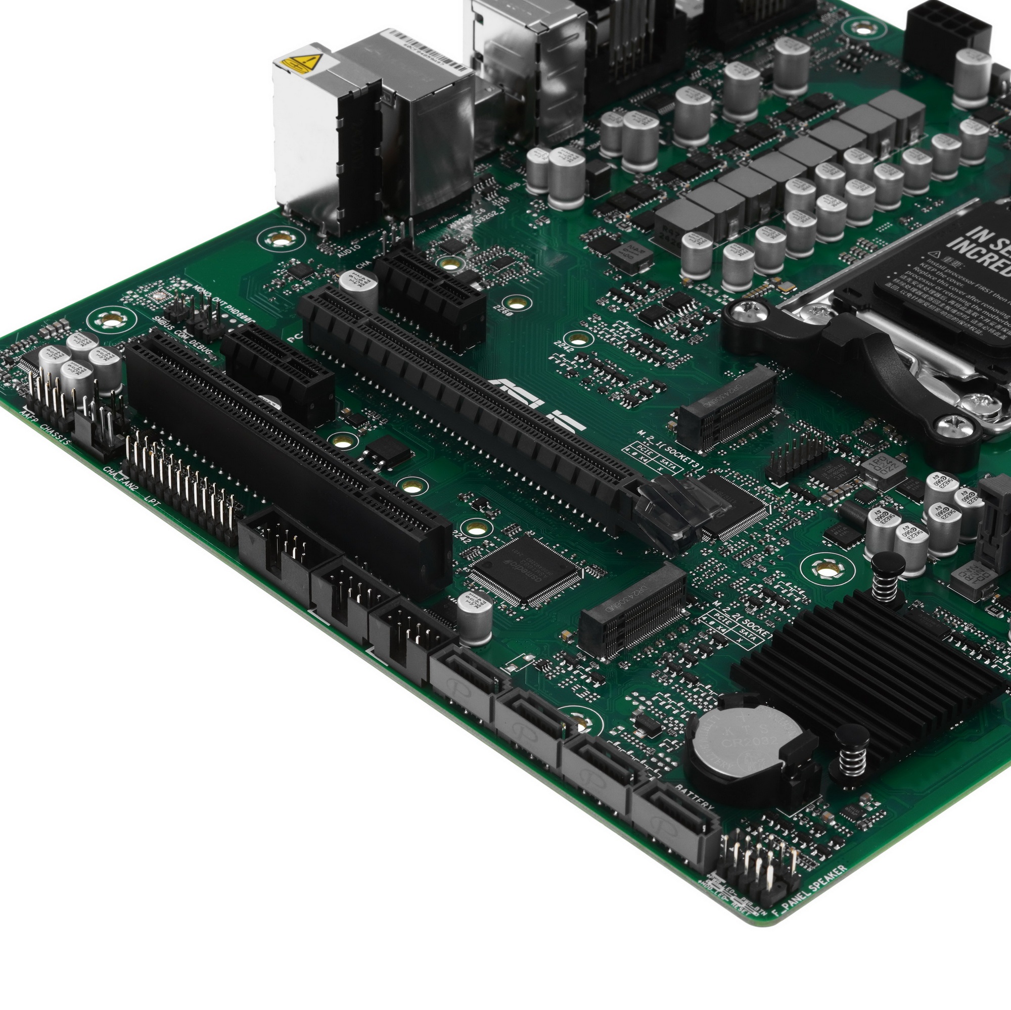Материнская плата ASUS Pro A620M-C-CSM, AM5, AMD A620, 2xDDR5, 4xSATA, 2xM.2 PCIe 4.0 x4, 1xPCIe 4.0