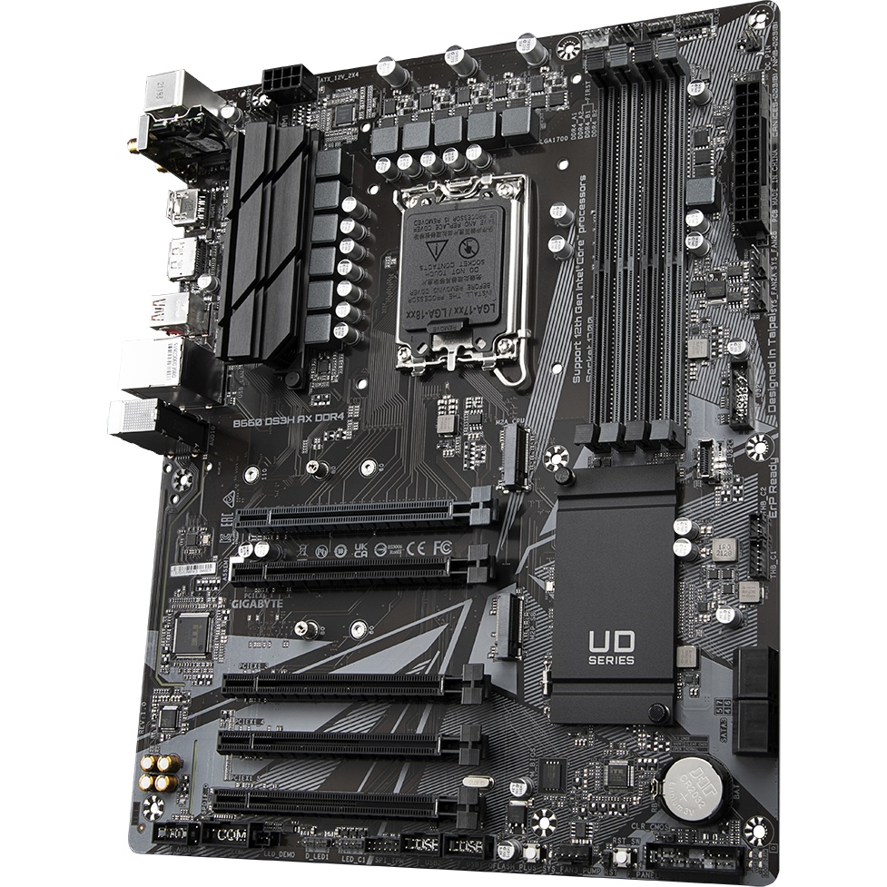 Материнская плата Gigabyte B660 DS3H AX DDR4 Soc-1700 Intel B660 4xDDR4 ATX AC`97 8ch(7.1) GbLAN RAI