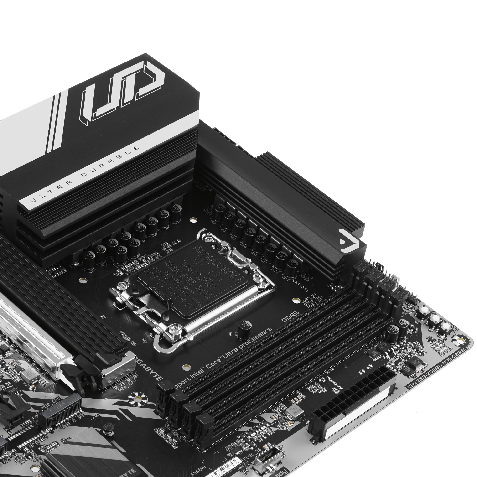 Материнская плата Gigabyte Z890 UD WIFI6E, LGA 1851, Intel Z890, 4xDDR5, 4xSATA, 3xM.2, 1xPCIe 5.0 x