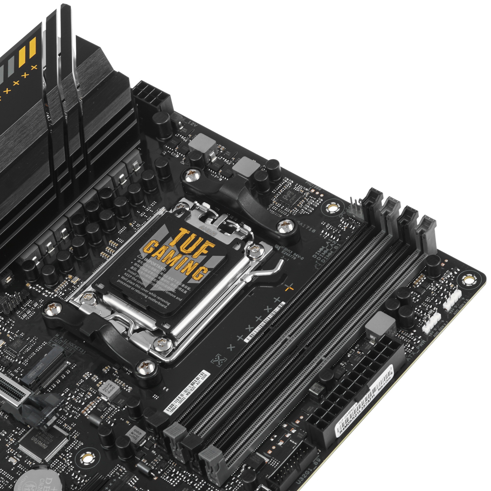 Материнская плата ASUS TUF GAMING A620M-PLUS, AM5, AMD A620, 4xDDR5, 4xSATA, 2xM.2, 1xPCI-E 4.0 x16,