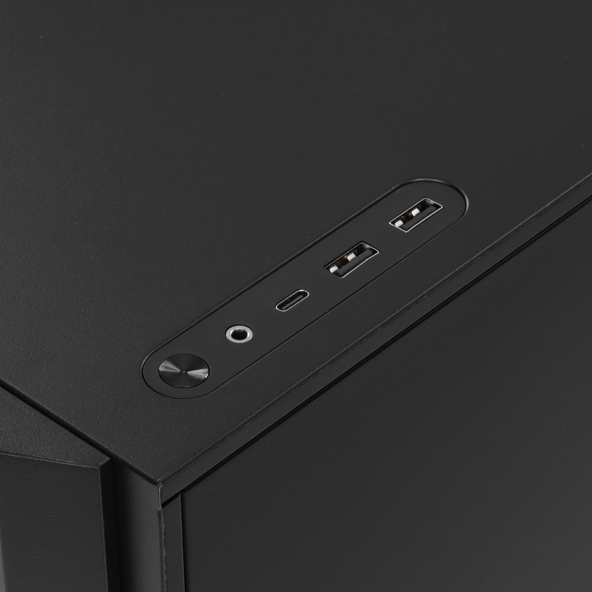 Компьютерный корпус GameMax F36 Dark без БП (Midi Tower, ATX, Графит, 1*USB Type-C, 3*120мм)