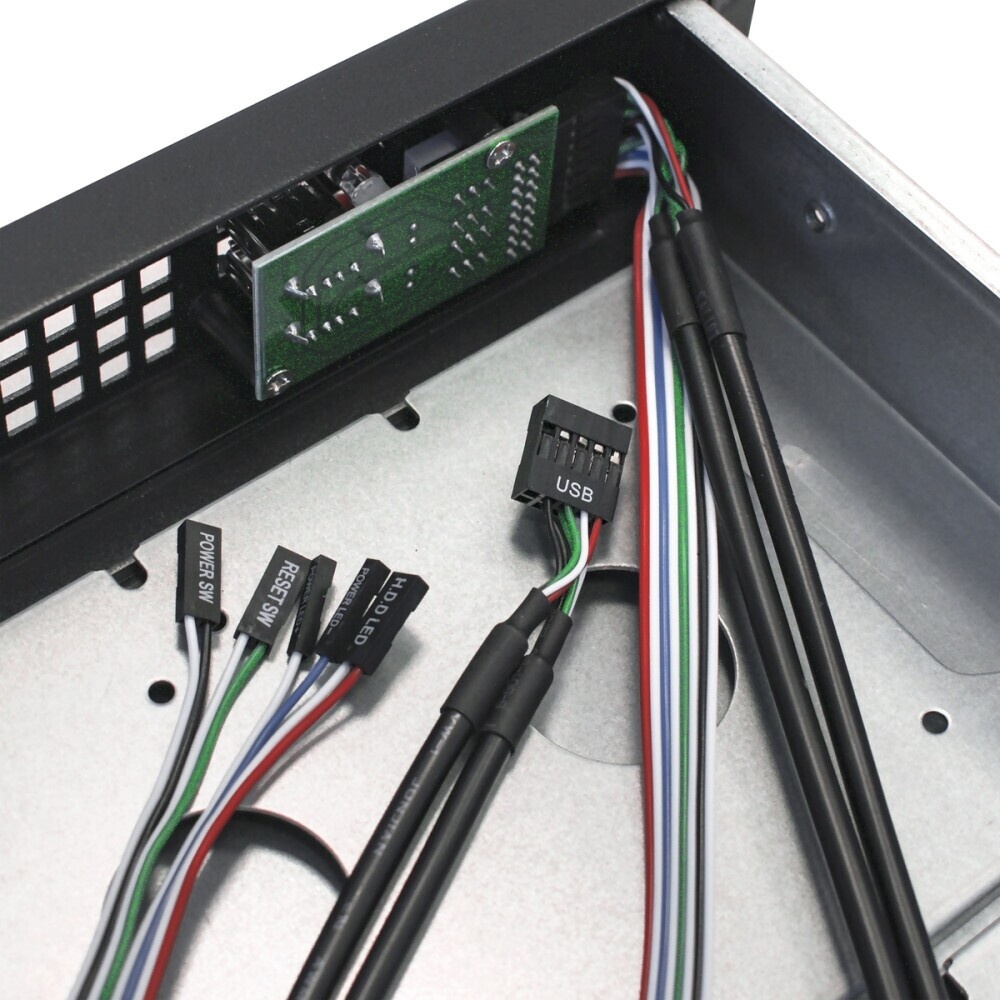 Серверный корпус ExeGate Pro EX288496RUS 1U650-04 RM 19", высота 1U, глубина 650, БП 1U-800ADS, USB