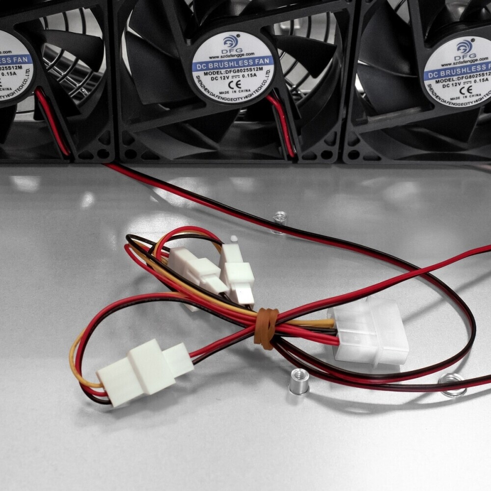 Серверный корпус ExeGate Pro EX284976RUS 2U550-08