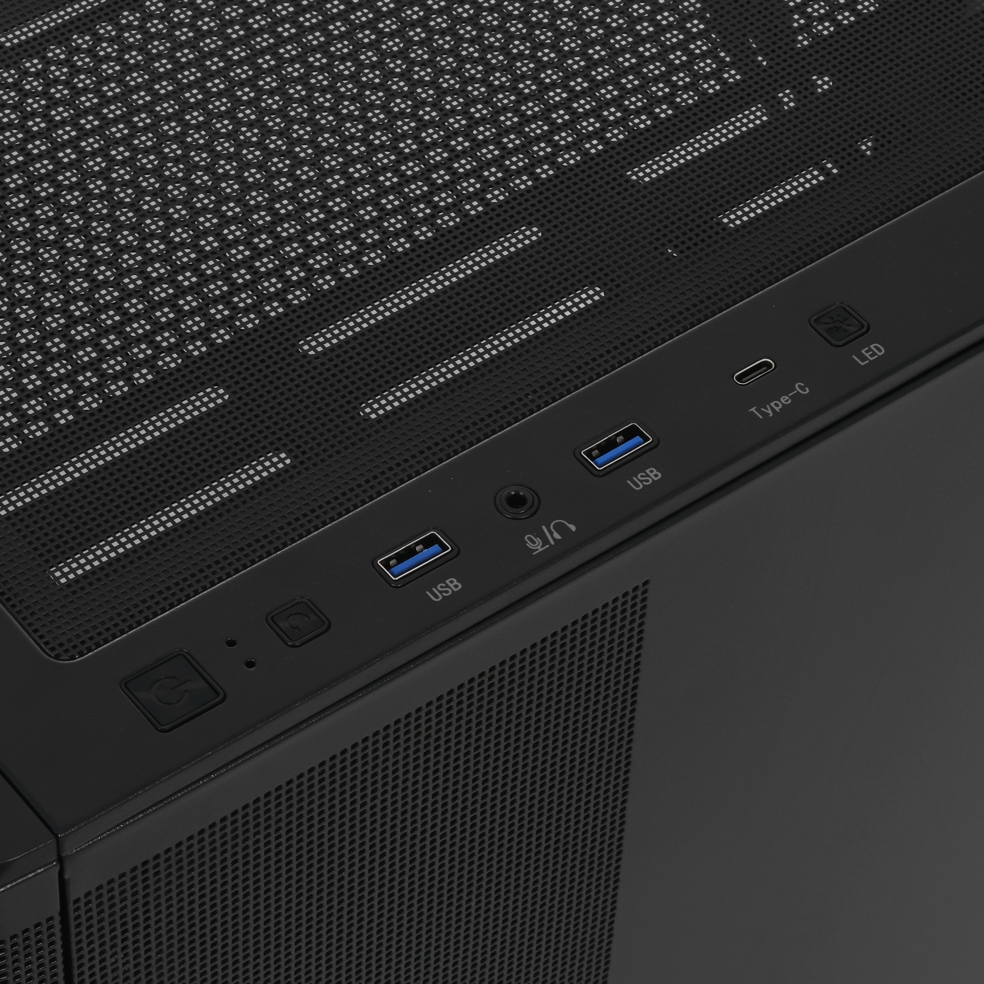 Компьютерный корпус AeroCool / Formula Air Power G5 Plus черный без БП ATX 4x120mm 2xUSB2.0 1xUSB3.1