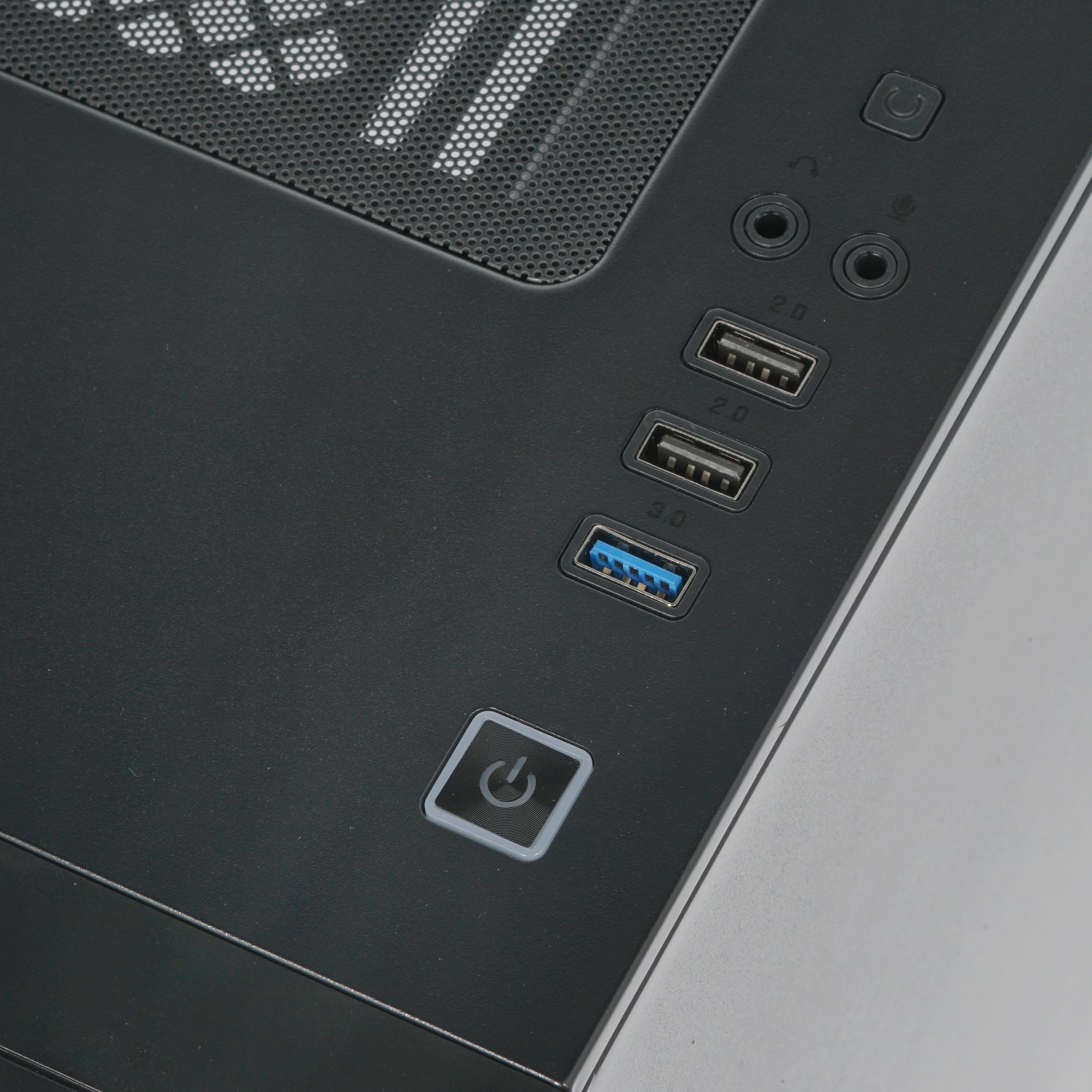 Компьютерный корпус Deepcool MATREXX 50 черный без БП ATX 1x120mm 2xUSB2.0 1xUSB3.0 audio bott PSU