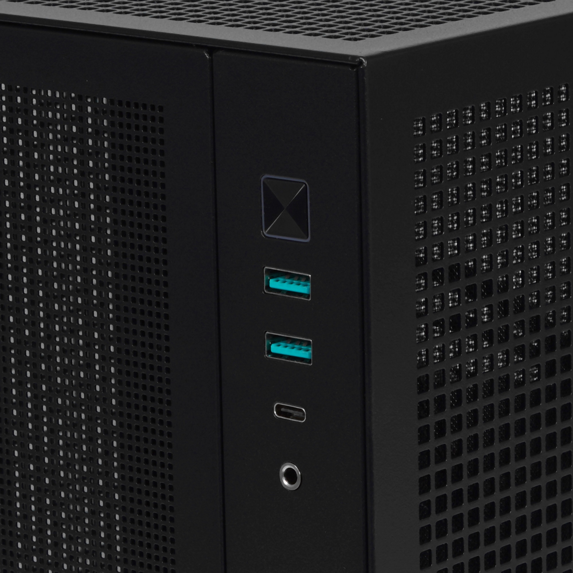Компьютерный корпус Deepcool CH170 DIGITAL черный без БП mATX 1x120mm 1xUSB2.0 1xUSB3.0 audio bott P