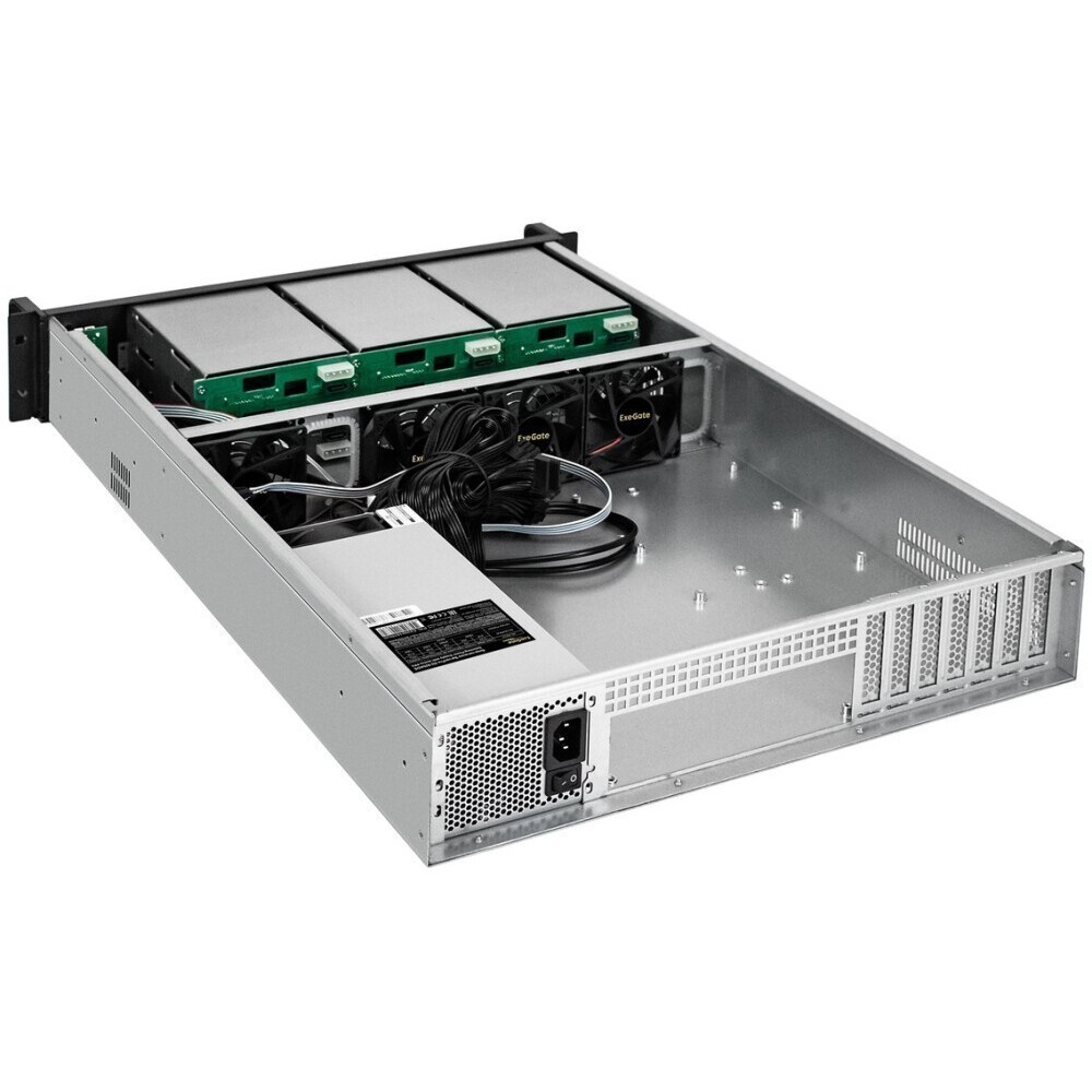 Серверный корпус 4-trays Workstation Chassis 2 x 5.25" drive bays 4 x 3.5" swappable HDD trays; 4-po