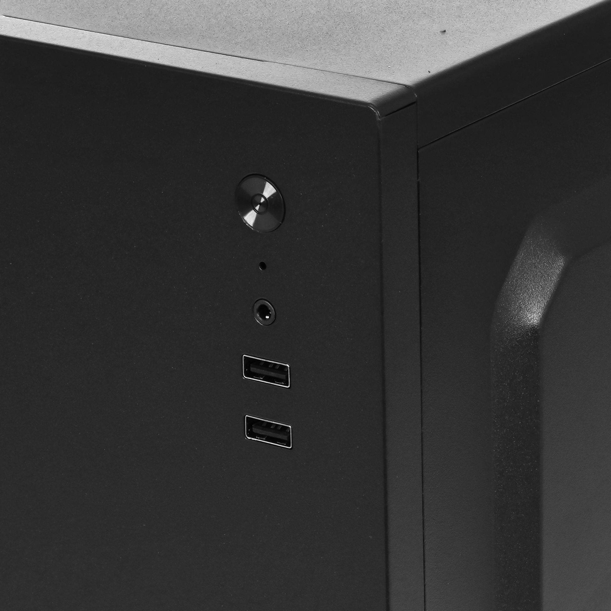 Компьютерный корпус X11 черный, mATX,USB1.1x2,HD Audio DEFENDER