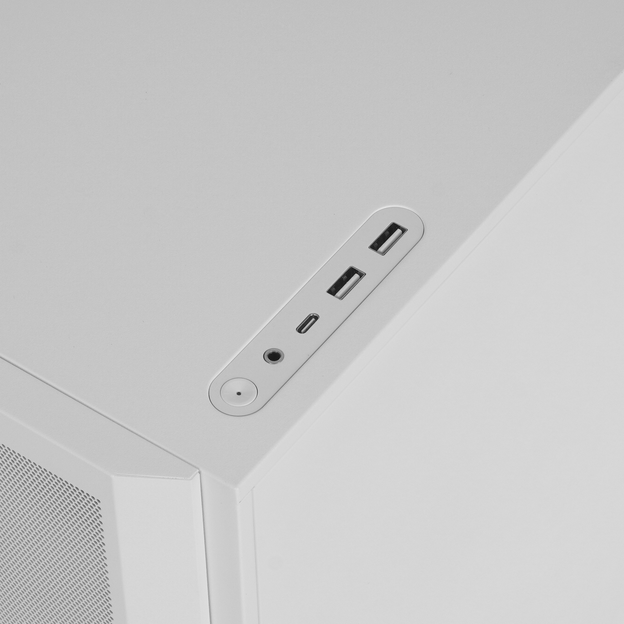 Компьютерный корпус без БП GameMax F36 WH (Midi Tower, ATX, Белый, 1*USB Type-C, 3*120мм)