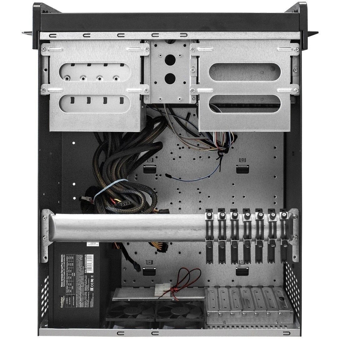 Серверный корпус ExeGate Pro 4U480-15/4U4132 (RM 19", высота 4U, глубина 480, БП 700PAS, USB)