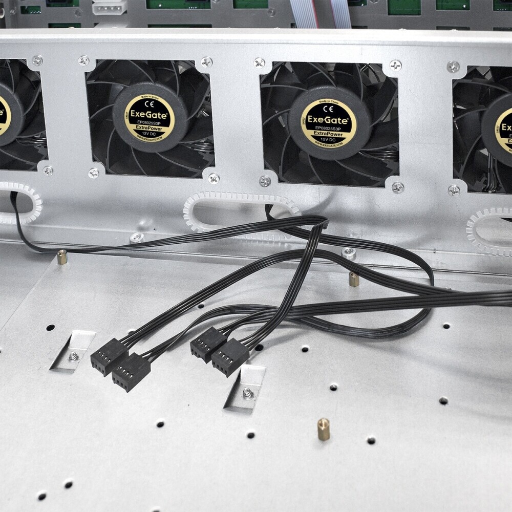 Корпус AIC RSC-2KT, 2U 8x 3.5"; hot-swap bays, tool-less 3.5"; and 2.5"; HDD tray, 800W CRPS redunda
