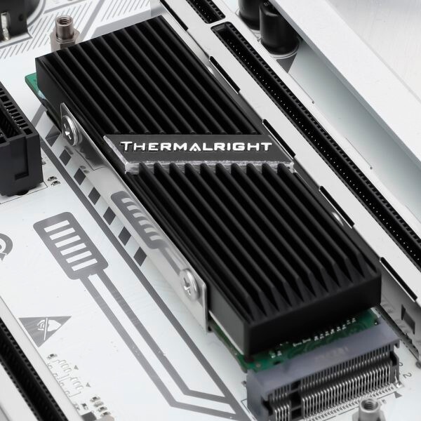 Радиатор Thermalright TR-M.2-2280-AG для&nbsp;M.2&nbsp;SSD&nbsp;Thermalright&nbsp;2280&nbsp;Type&nbsp;A&nbsp;G,&nbsp;70x24х13&nbsp;мм,&nbsp;серый