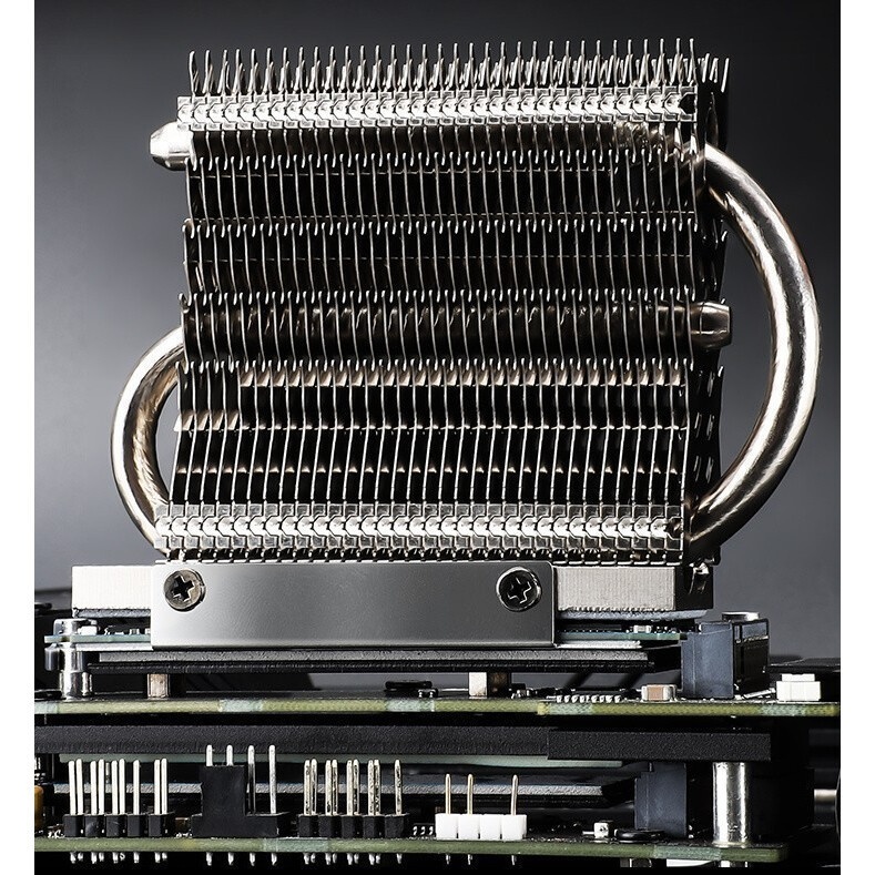 Радиатор Thermalright TR-M.2-2280-AG для&nbsp;M.2&nbsp;SSD&nbsp;Thermalright&nbsp;2280&nbsp;Type&nbsp;A&nbsp;G,&nbsp;70x24х13&nbsp;мм,&nbsp;серый