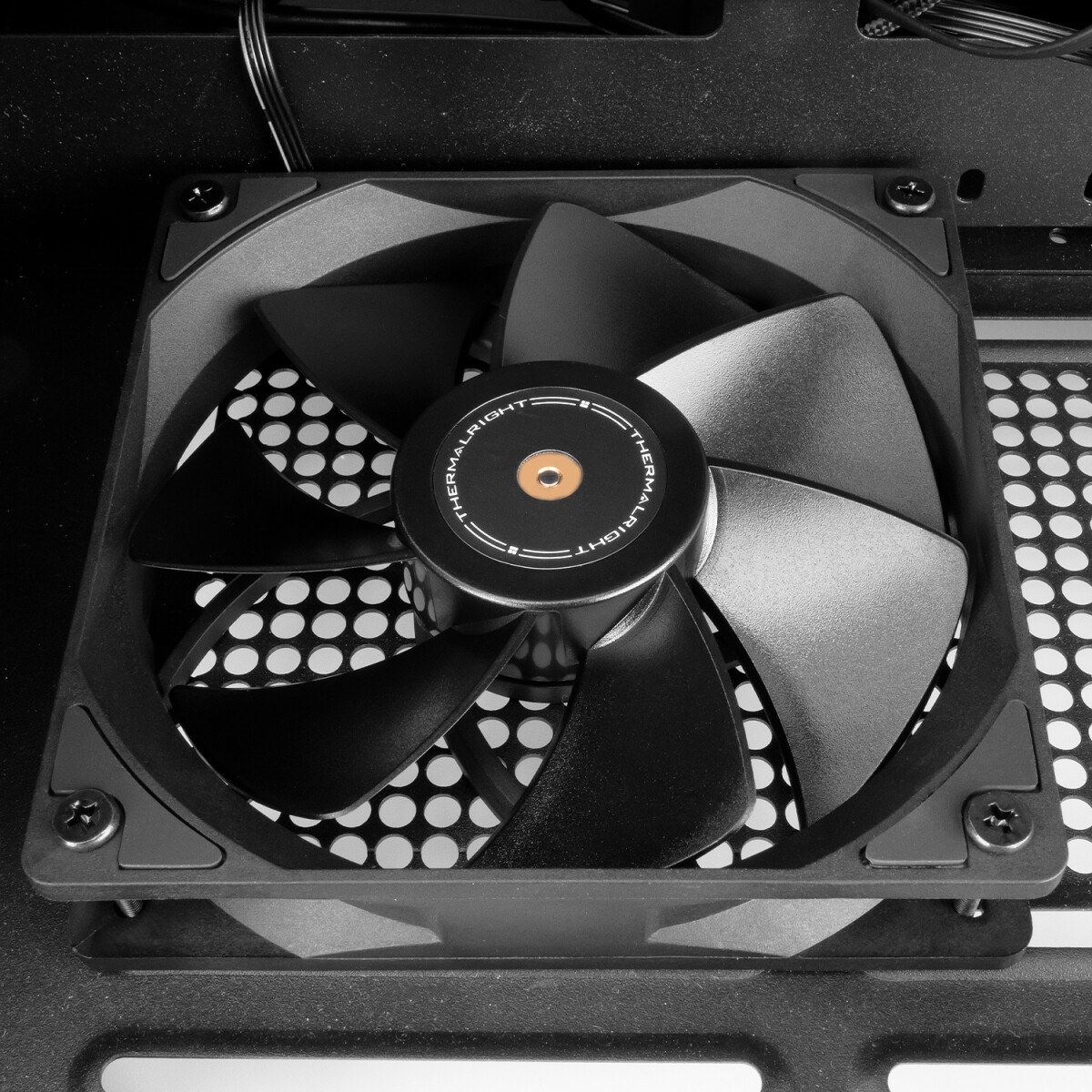Вентилятор для корпуса Alseye S120-F черный, 120 мм, 1700 об/мин, 33.8 дБ, 4 pin