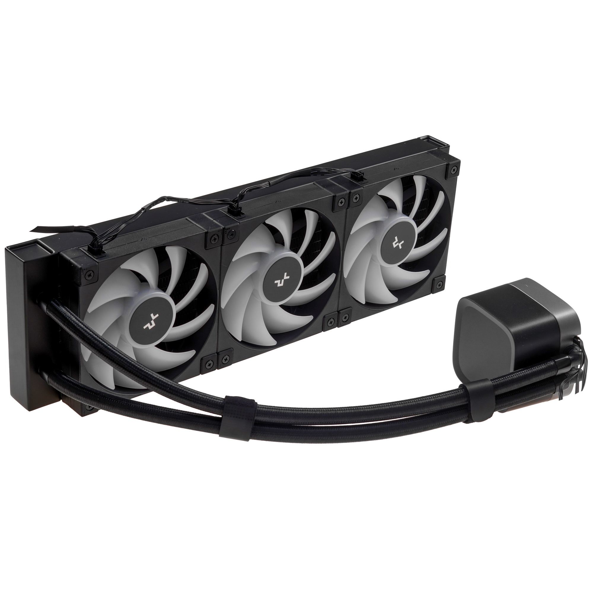 Система жидкостного охлаждения DEEPCOOL LP360 черный, 120 мм, алюминий, 2400 об/мин, 38.71 дБ, 3 pin