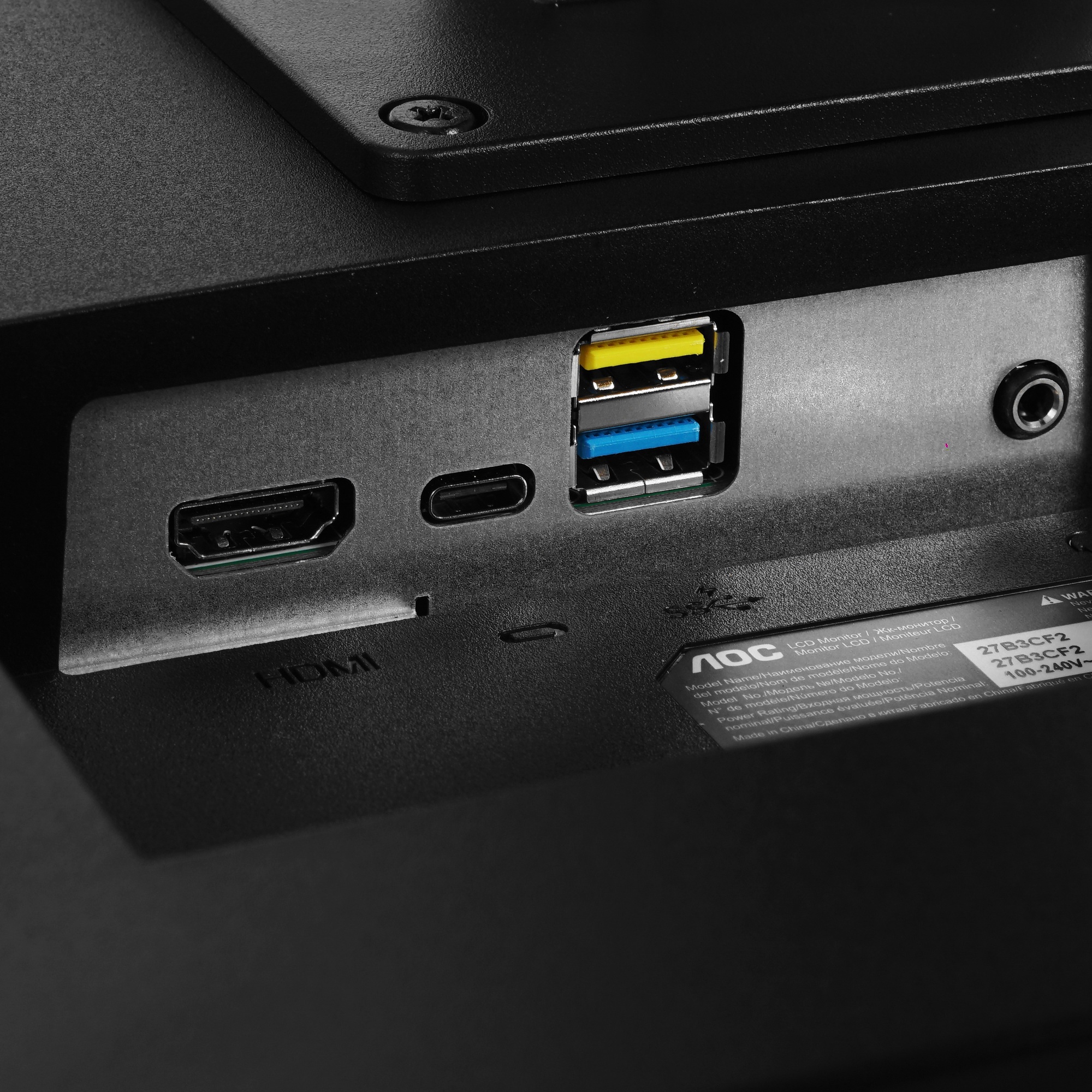 Монитор 27" AOC 27B3CF2 IPS 1920x1080, 100 Гц, 1 мс, 16:9, 250 кд/м2, 1xHDMI, USB-C, 1x3.5 мм, черны