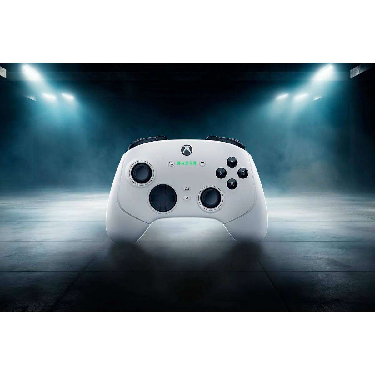 Игровой контроллер Razer Wolverine V3 Pro - White Gamepad/ Razer Wolverine V3 Pro - White Gamepad