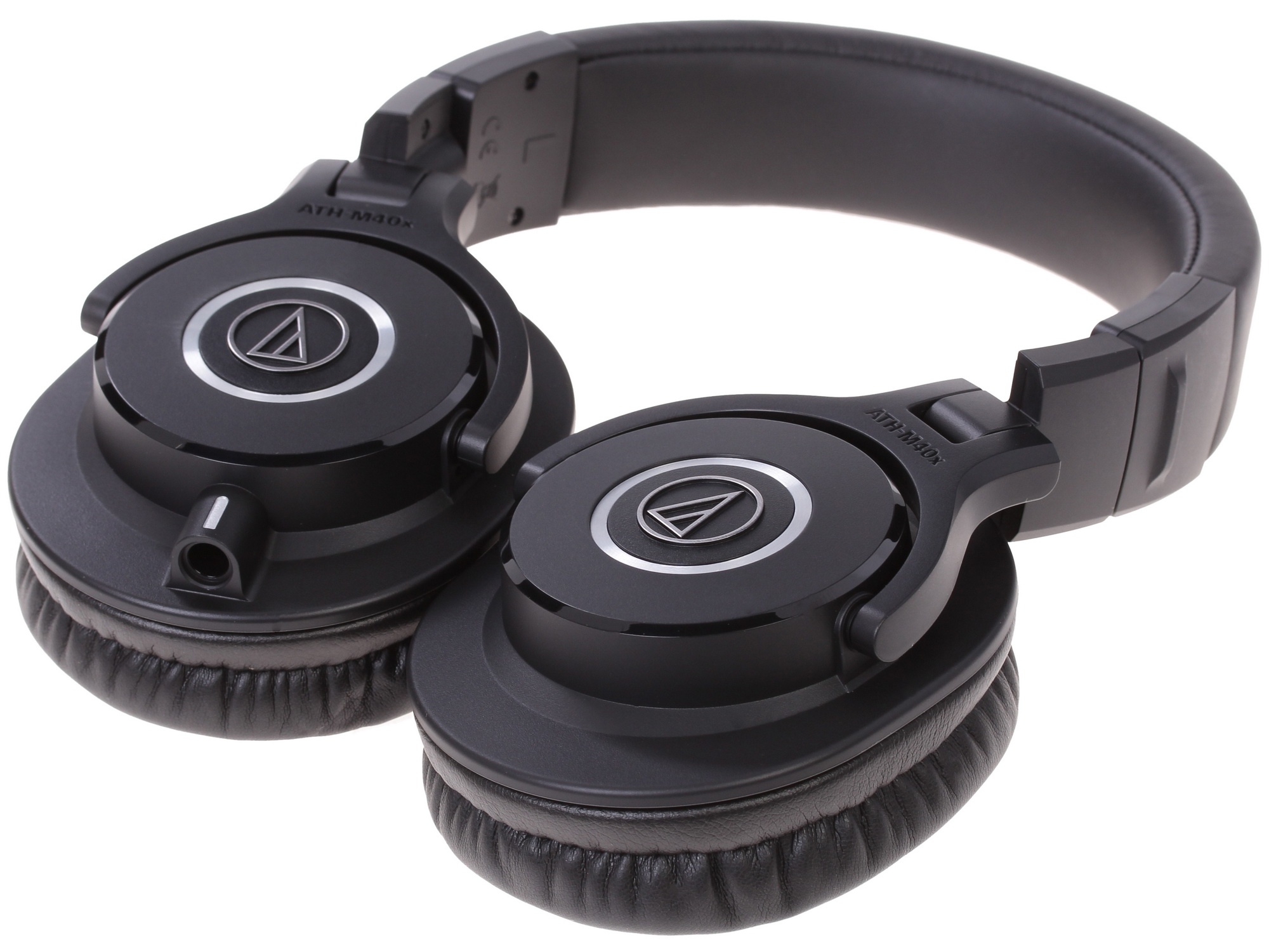 Наушники Audio-Technica ATH-M40X черный