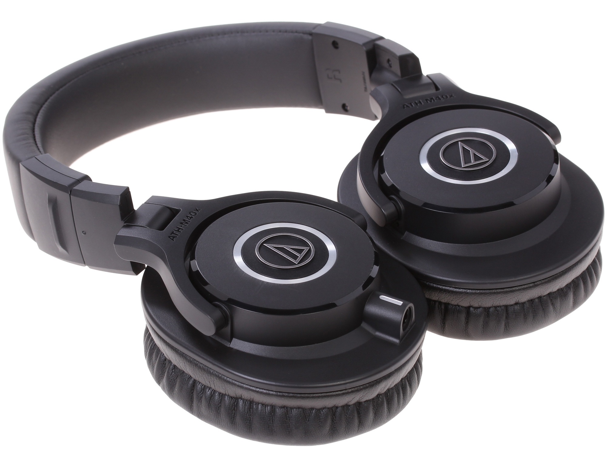 Наушники Audio-Technica ATH-M40X черный