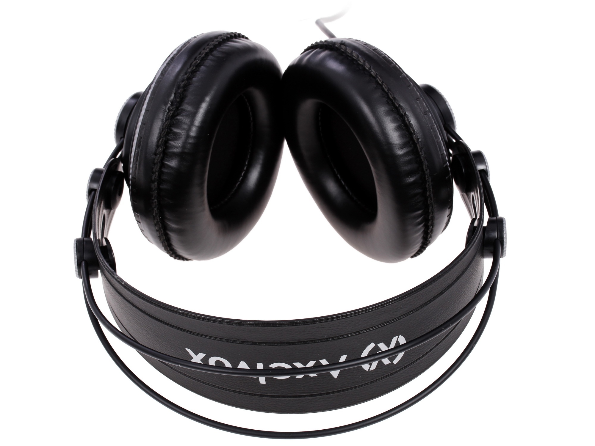 Наушники динамические полуоткрытого типа AXELVOX HD241 Studio/Hi-Fi  10-30000 Гц  32 Ом. черный